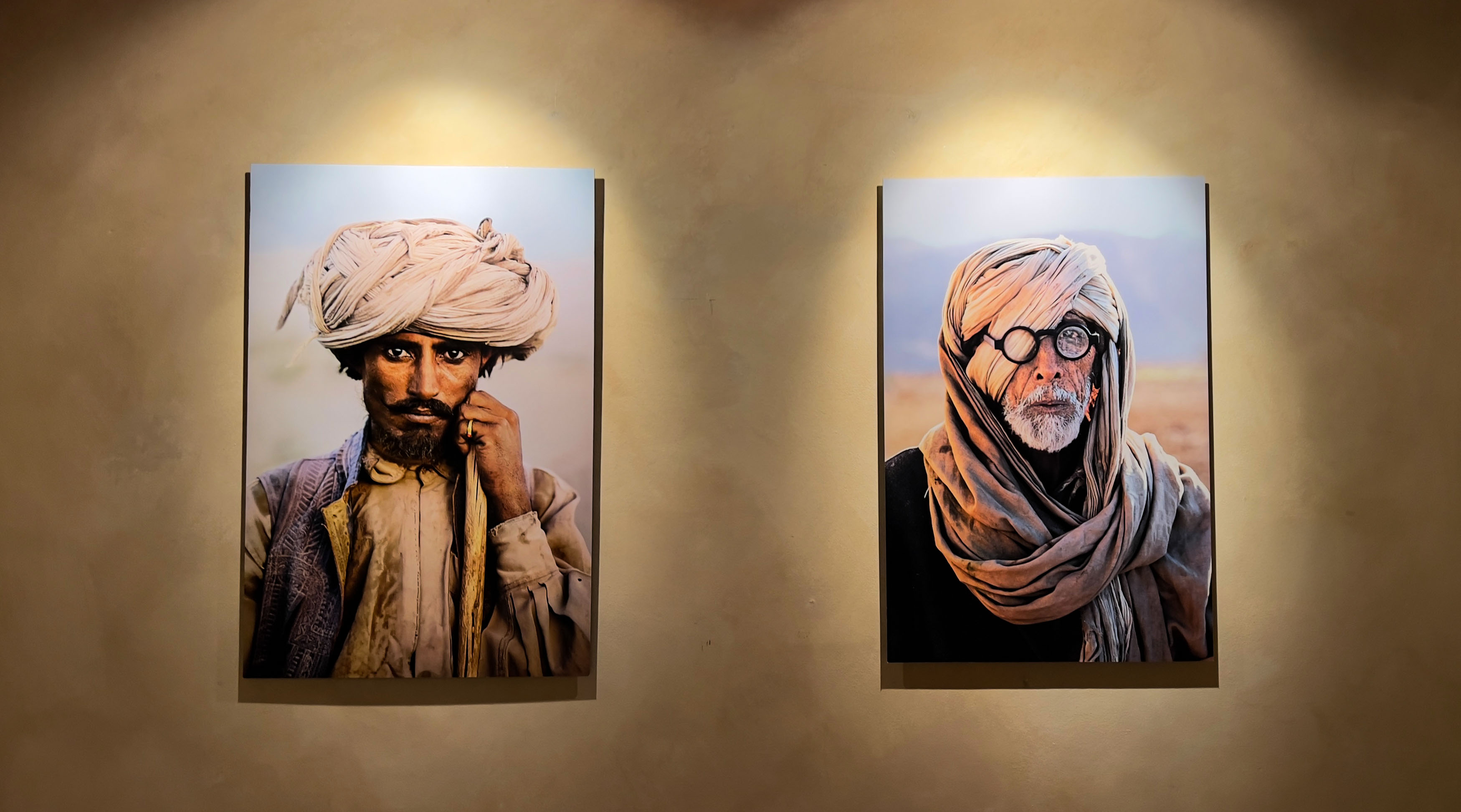 Quando una grande fotografia viene tradita: la mostra di Steve McCurry a Palazzo Pigorini