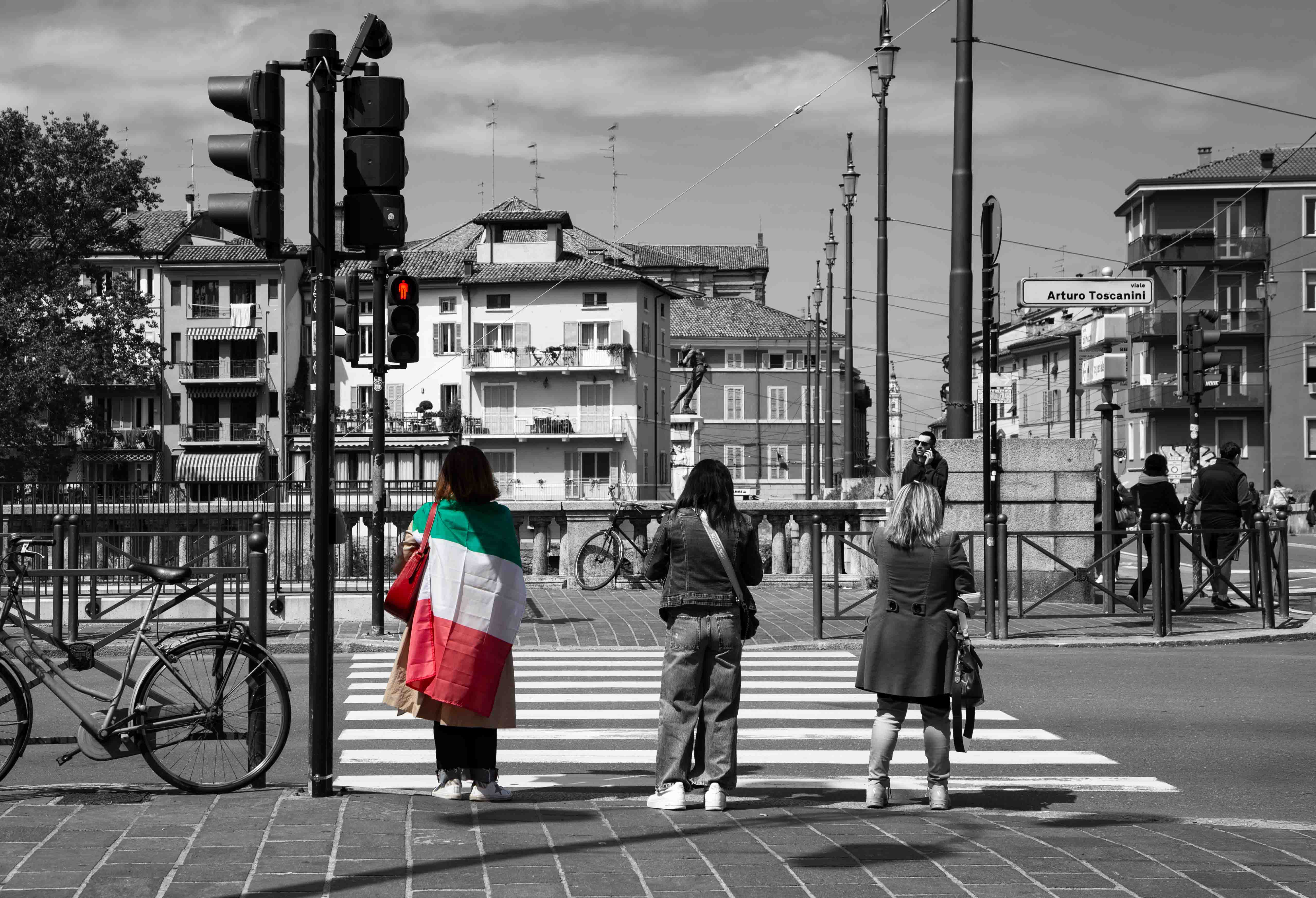 25 Aprile: Celebrate la Liberazione e Poi Lasciate Affondare il Paese